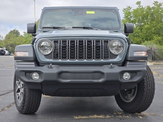 2025 Jeep Wrangler Sport S photo 2