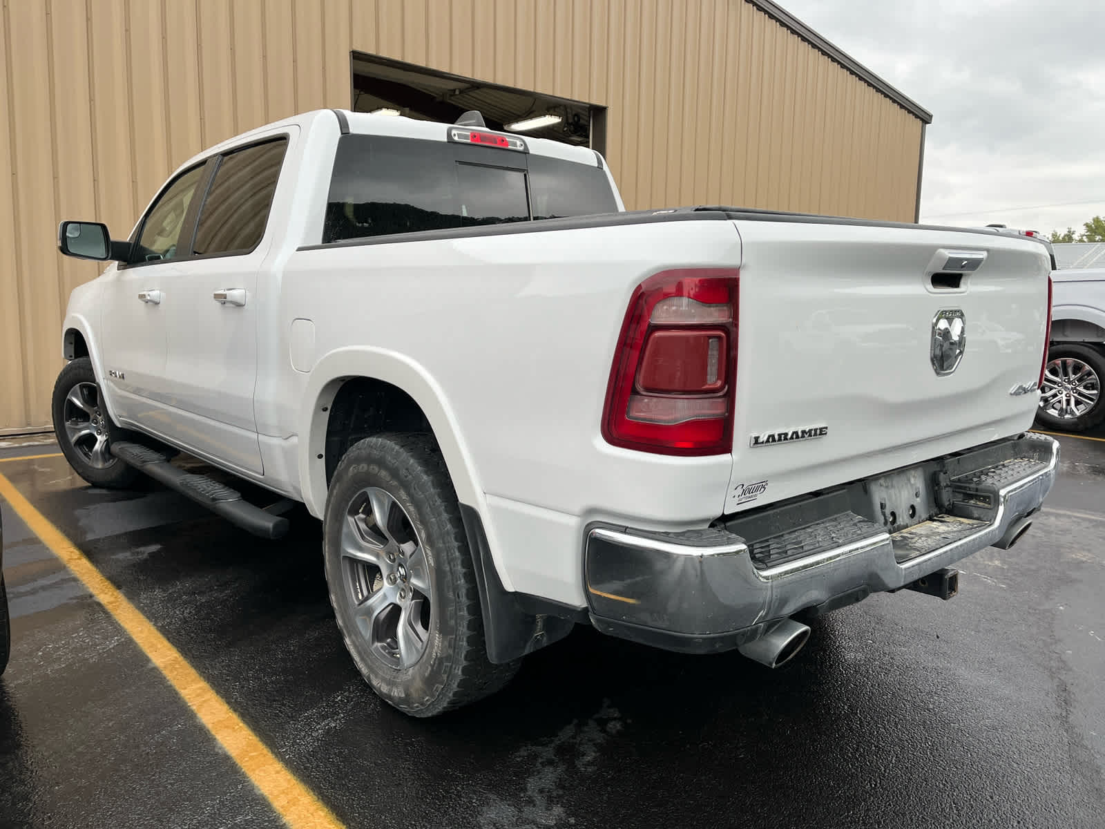 2019 Ram 1500 Laramie photo 3