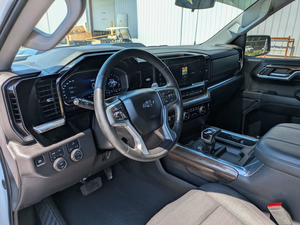 2024 Chevrolet Silverado 1500 LT Trail Boss photo 10