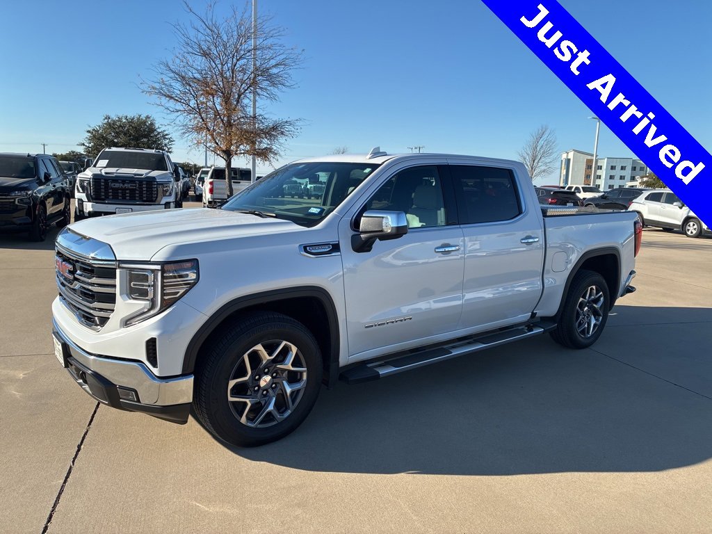 2023 GMC Sierra 1500 SLT's photo