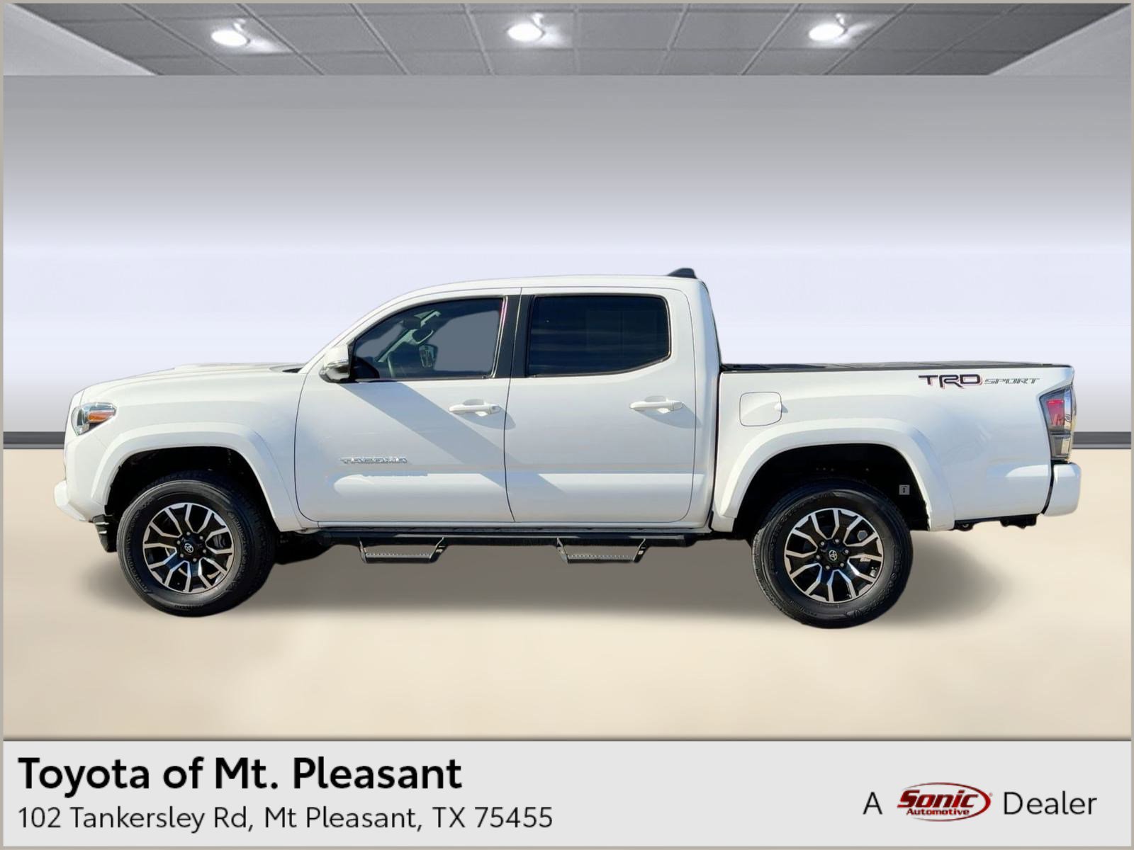 2022 Toyota Tacoma TRD Sport's photo