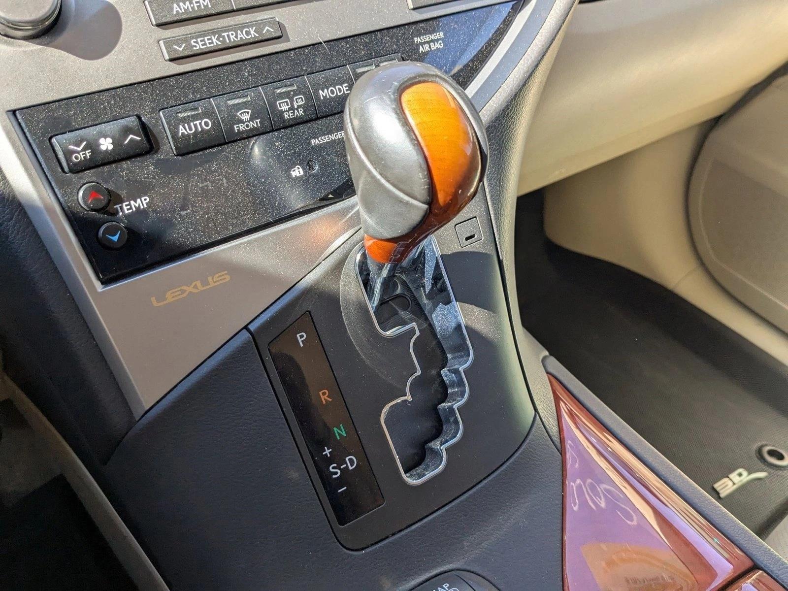 2012 Lexus RX 450h photo 10