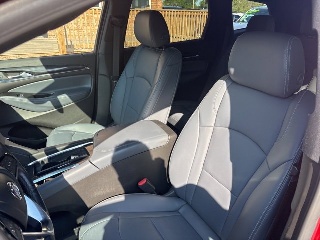 2023 Buick Enclave Essence photo 13