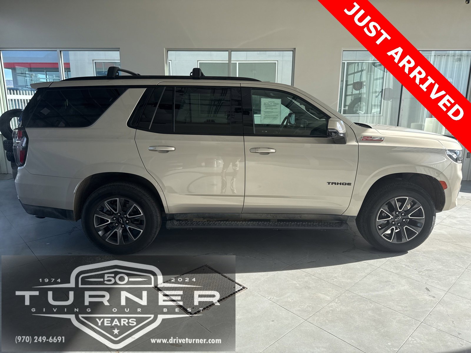 2022 Chevrolet Tahoe Z71 photo 2