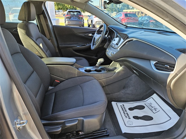 2024 Chevrolet Malibu 1LT photo 15
