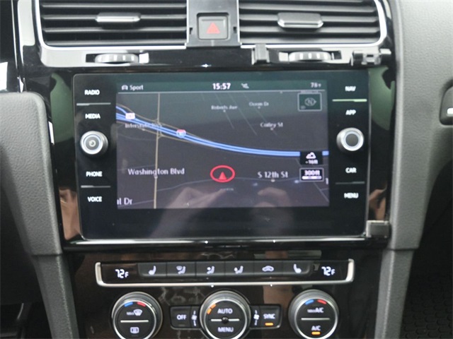 2019 Volkswagen Golf GTI Autobahn photo 27