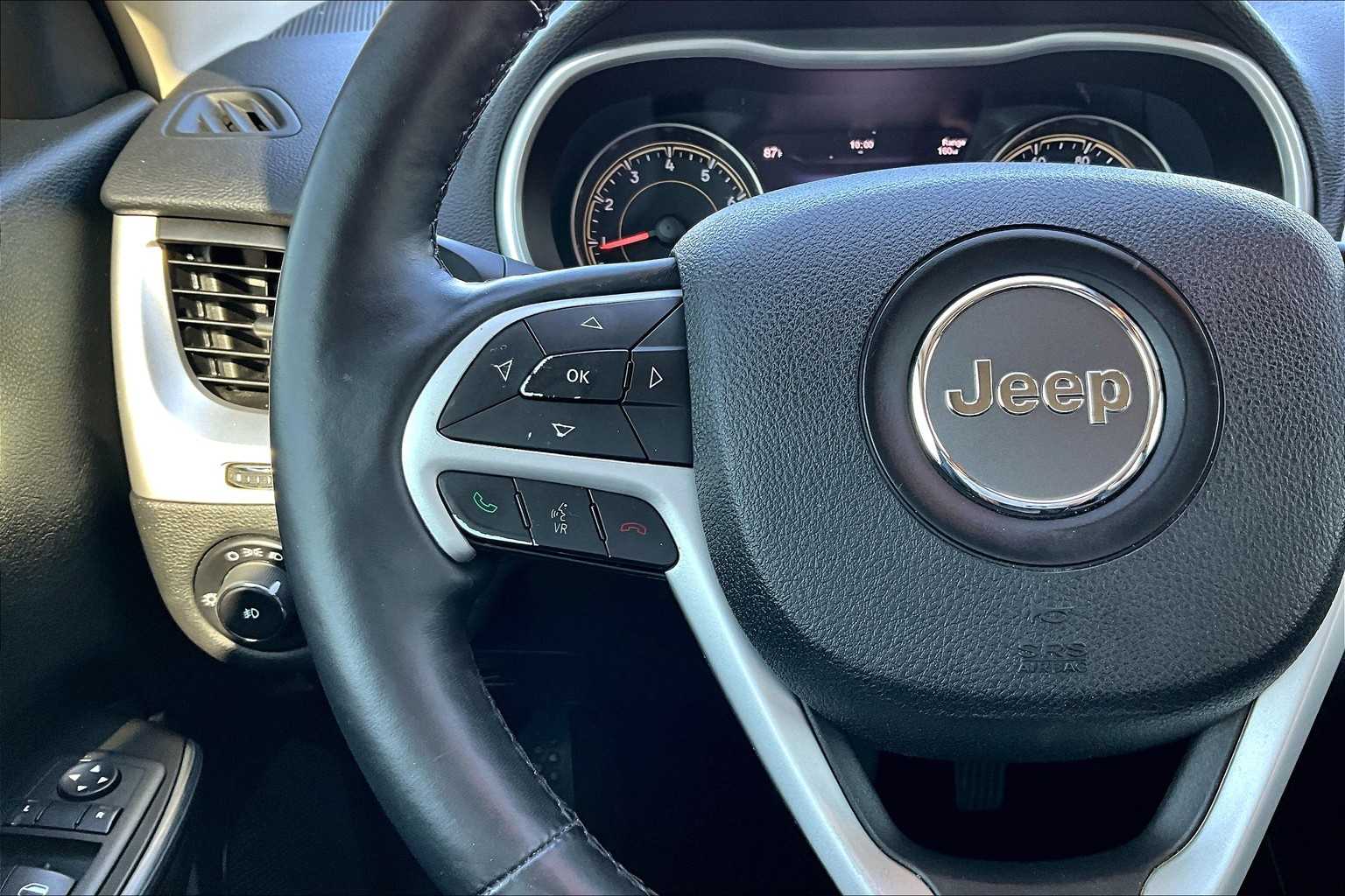2014 Jeep Cherokee Limited photo 21