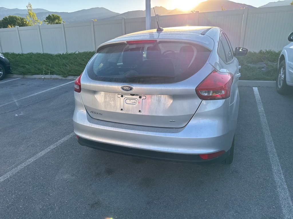 2017 Ford Focus SE photo 11