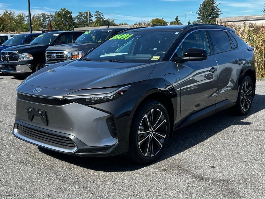 2023 Toyota bZ4X Limited photo 3