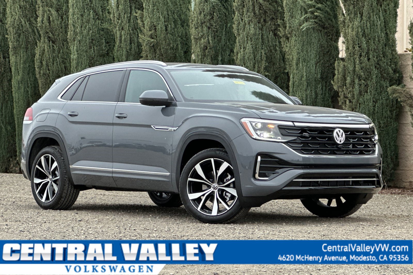 2026 Volkswagen Atlas Cross Sport SEL Premium R-LINE's photo