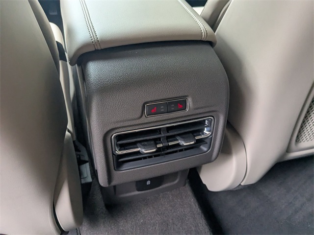 2022 Lincoln Corsair Standard photo 24