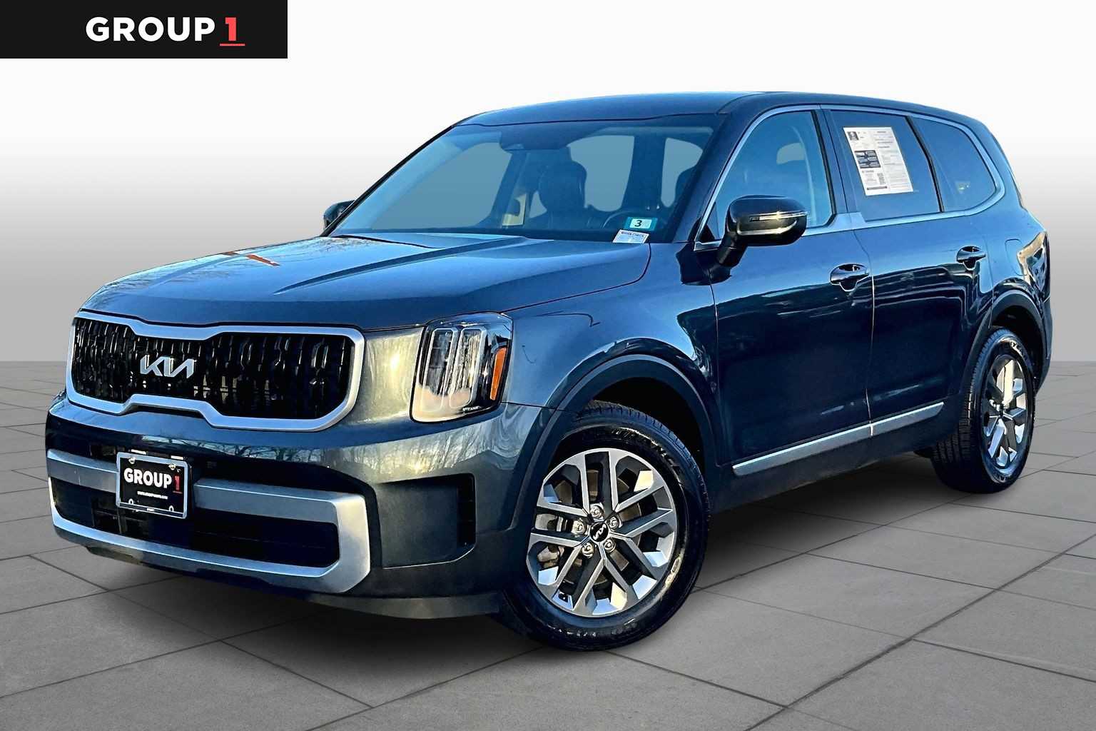 2023 Kia Telluride LX's photo