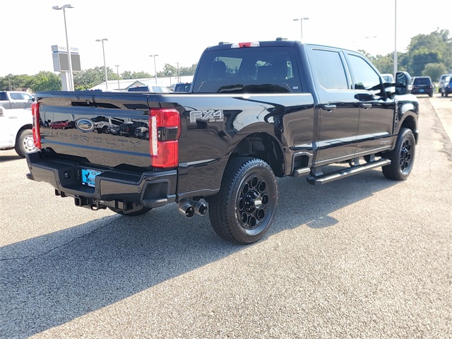 2025 Ford F-250 Lariat photo 5