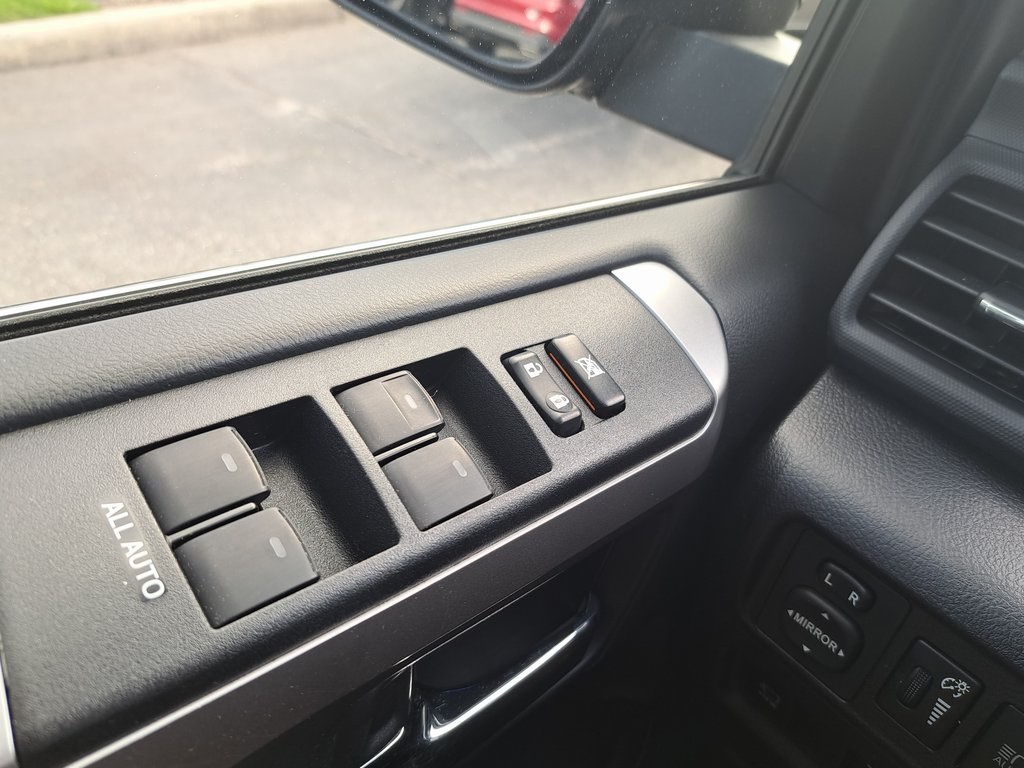 2022 Toyota 4Runner Limited photo 26