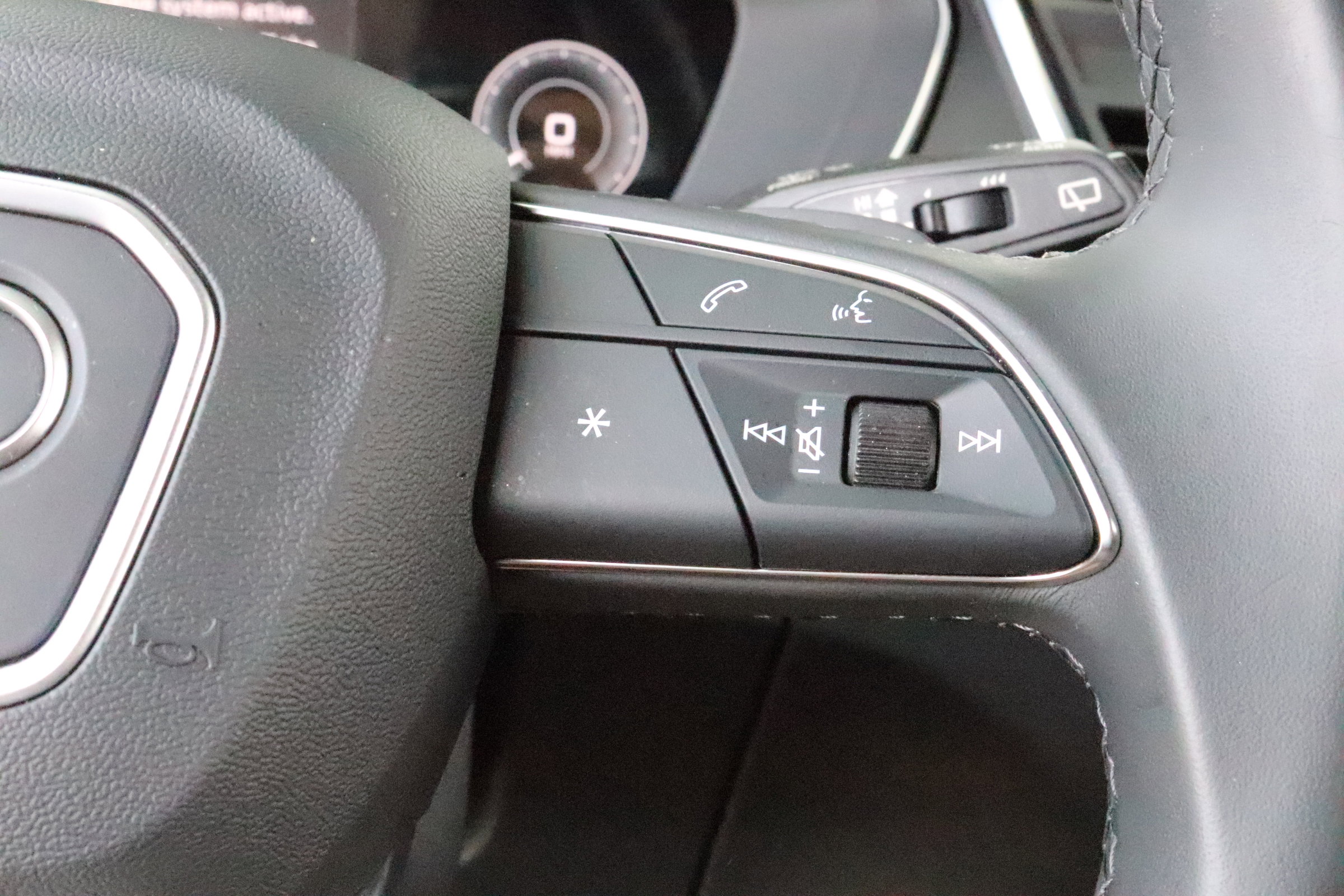 2023 Audi Q5 S line Premium 55 TFSI photo 17