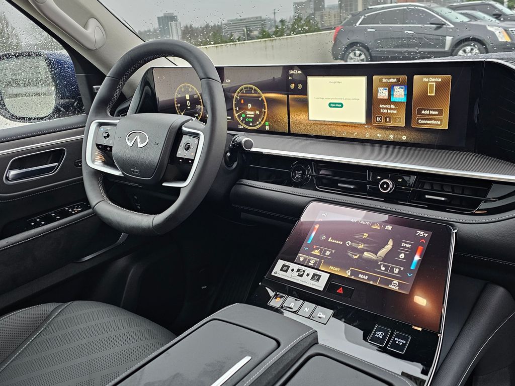 2025 Infiniti QX80 Luxe photo 3