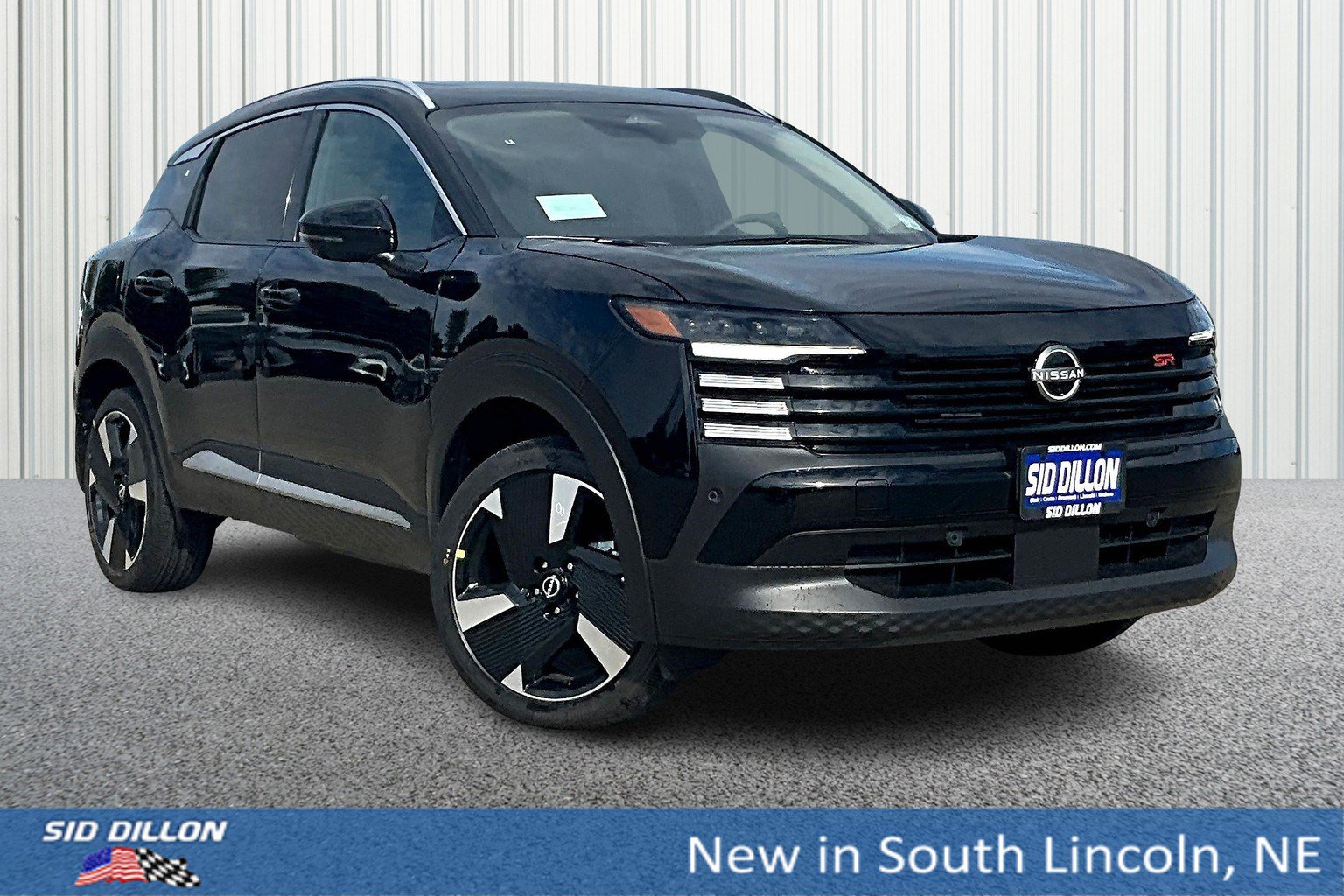 2025 Nissan Kicks SR photo 2