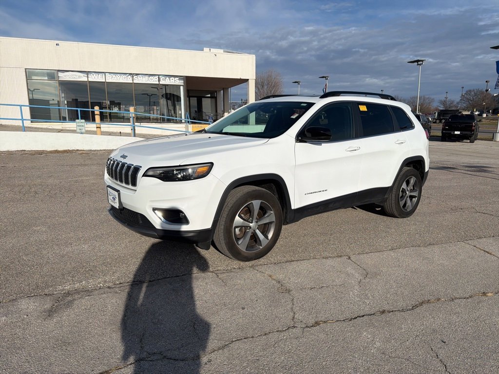 2022 Jeep Cherokee Limited's photo