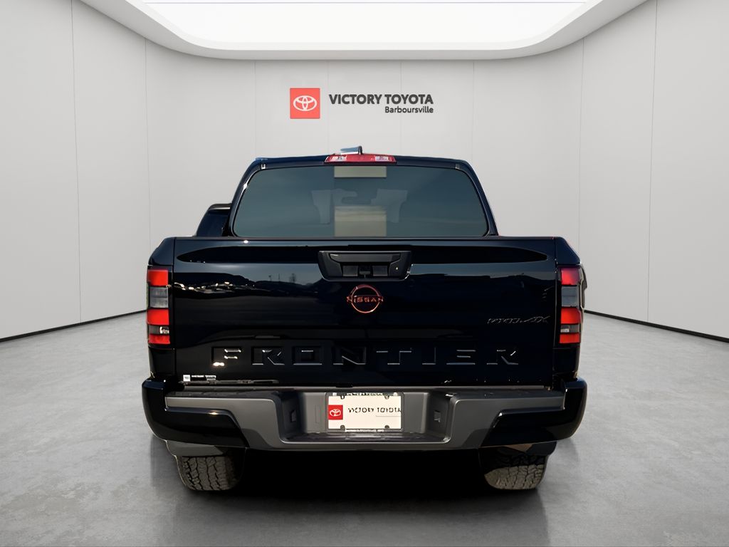 2024 Nissan Frontier PRO-4X photo 4