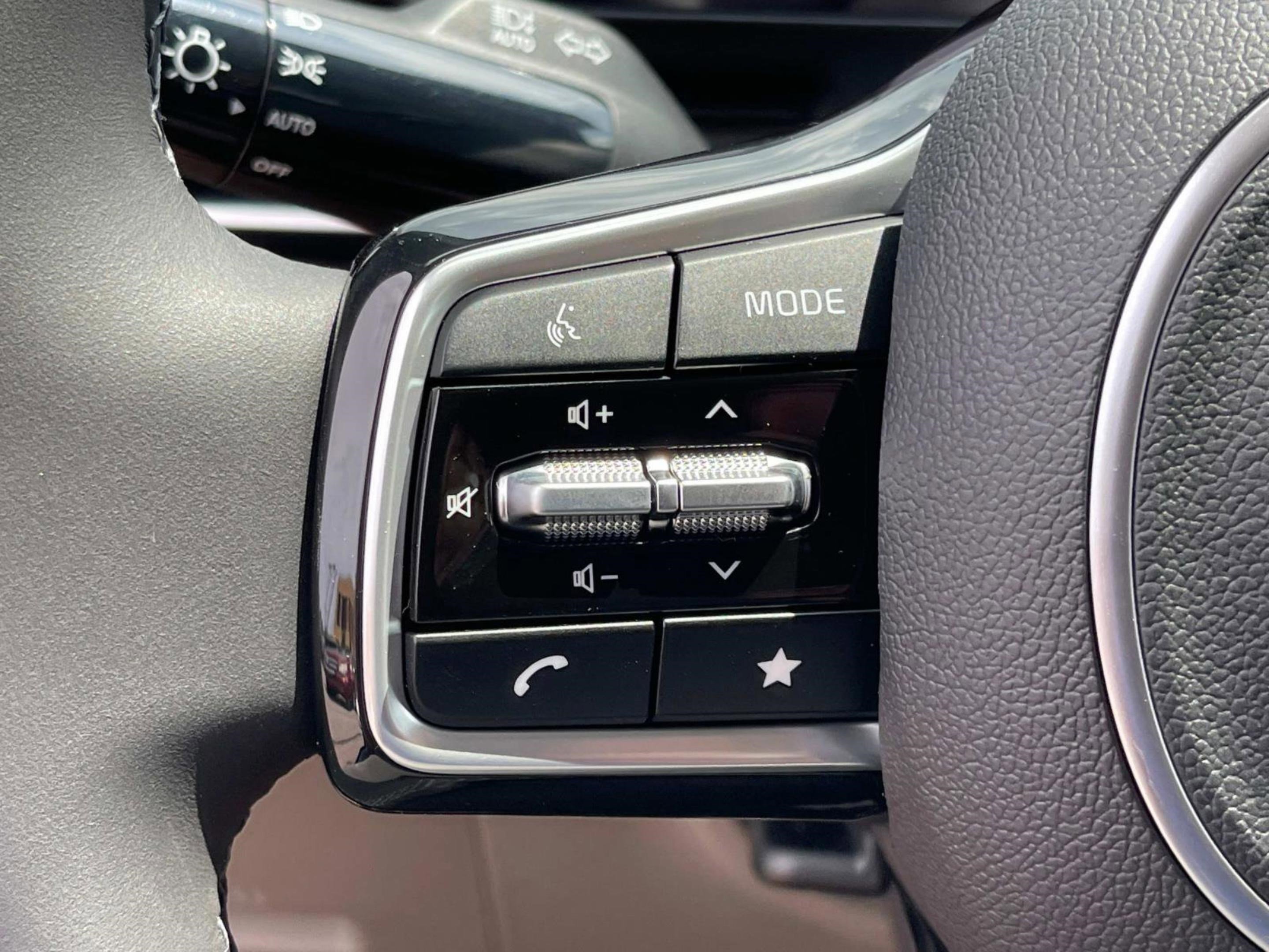 2026 Kia Carnival EX photo 34