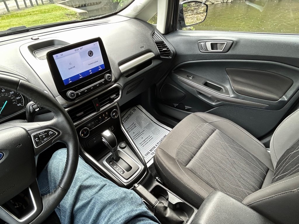 2020 Ford EcoSport SE photo 18