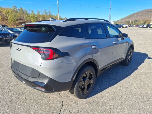 2026 Kia Sportage X-Line photo 2