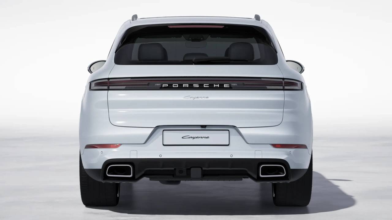 2026 Porsche Cayenne photo 8