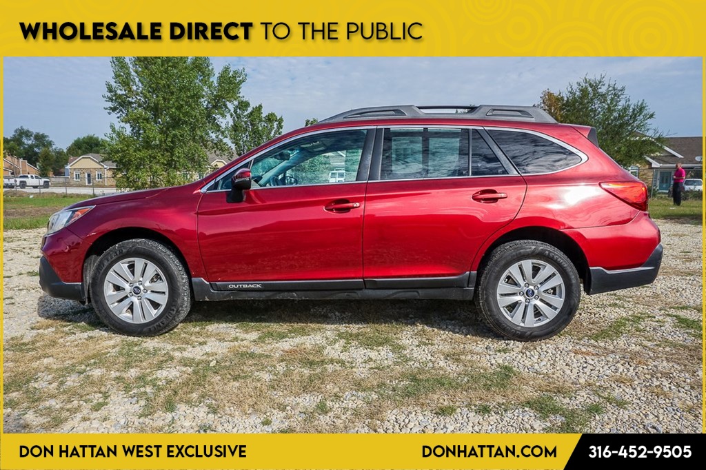 2018 Subaru Outback 2.5i Premium photo 2