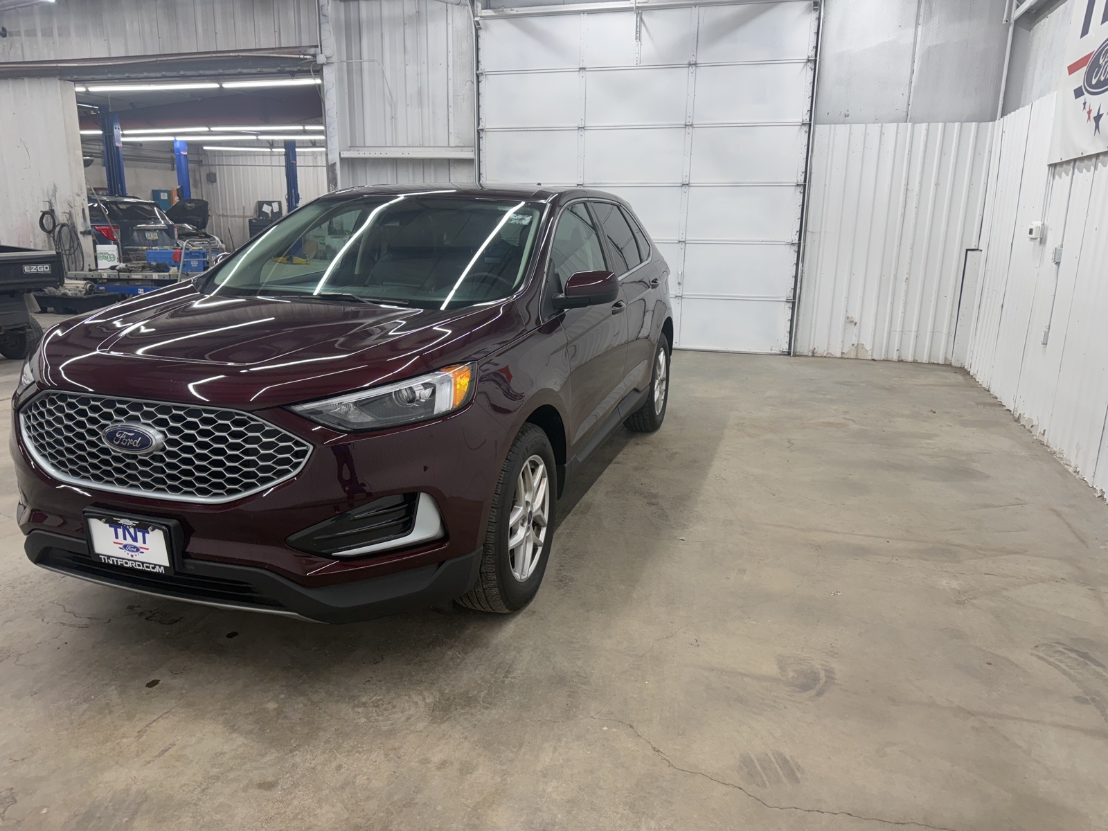 2024 Ford Edge SEL photo 4