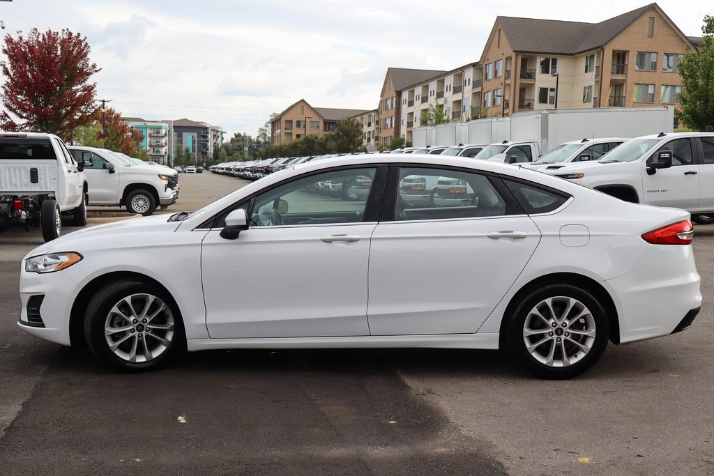 2020 Ford Fusion SE photo 4