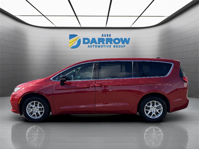 2025 Chrysler Pacifica photo 2