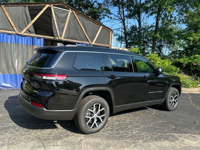 2025 Jeep Grand Cherokee Limited photo 4