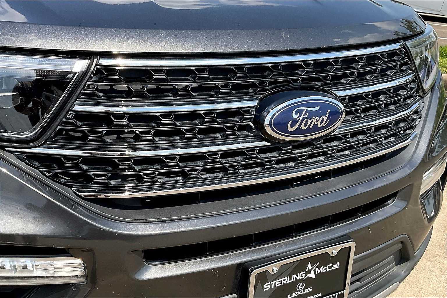 2020 Ford Explorer XLT photo 27