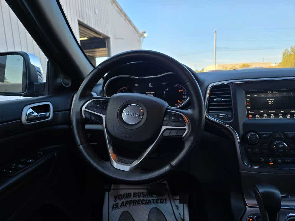 2021 Jeep Grand Cherokee Laredo E photo 13