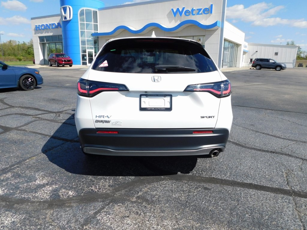 2025 Honda HR-V Sport photo 3