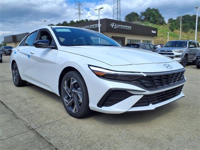 2025 Hyundai Elantra Blue's photo
