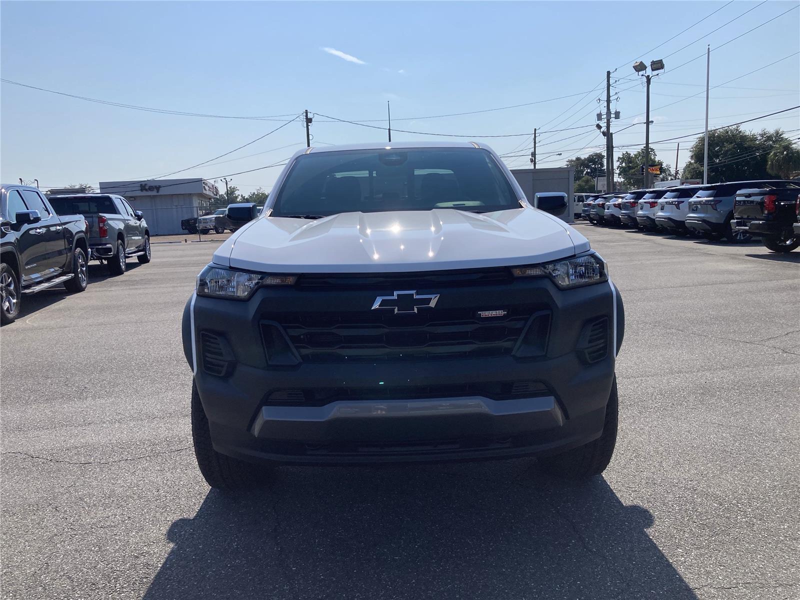 2026 Chevrolet Colorado Trail Boss photo 3