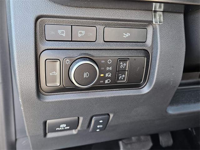 2023 Ford F-250 Lariat photo 25