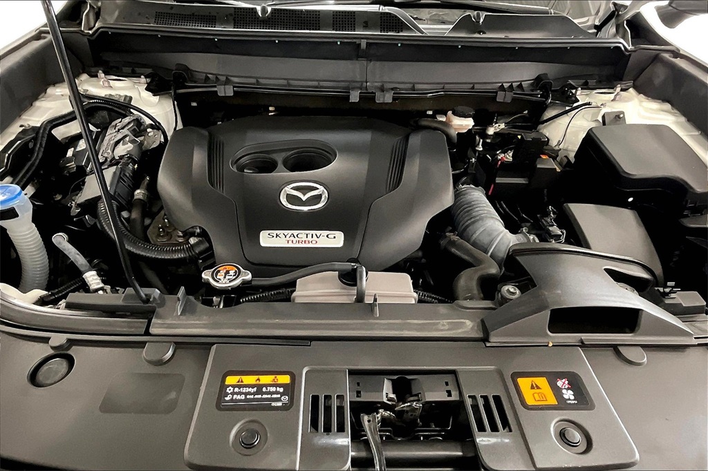 2022 Mazda CX-9 Touring photo 7