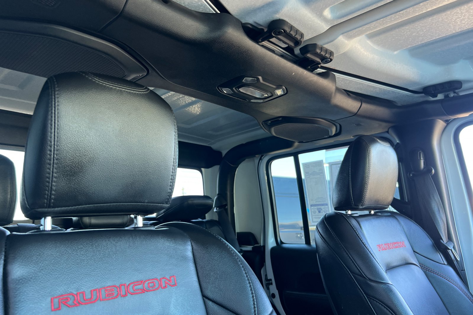 2022 Jeep Gladiator Rubicon photo 12