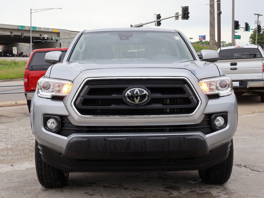 Used 2021 Toyota Tacoma SR5 with VIN 5TFCZ5AN3MX281282 for sale in Kansas City