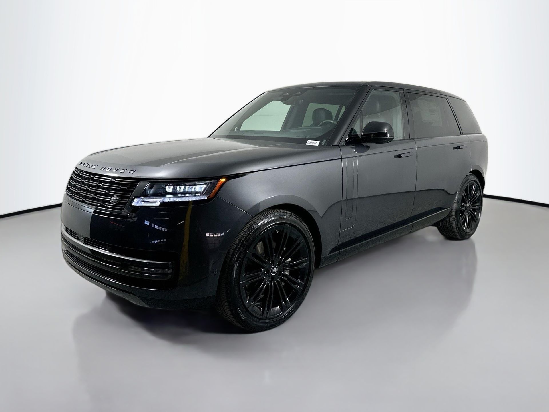 2025 Land Rover Range Rover SE's photo