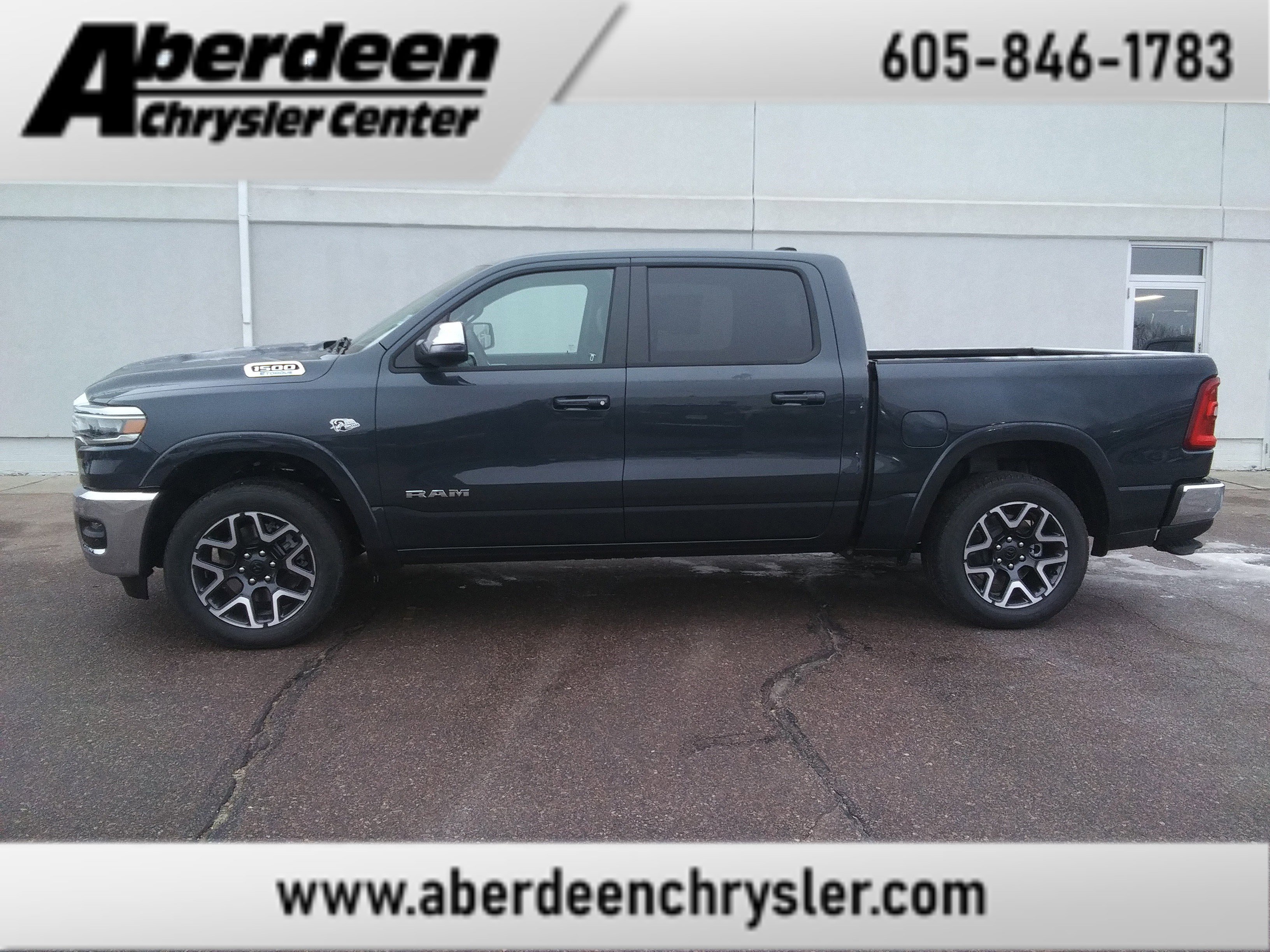 2026 RAM Ram 1500 Pickup Laramie's photo