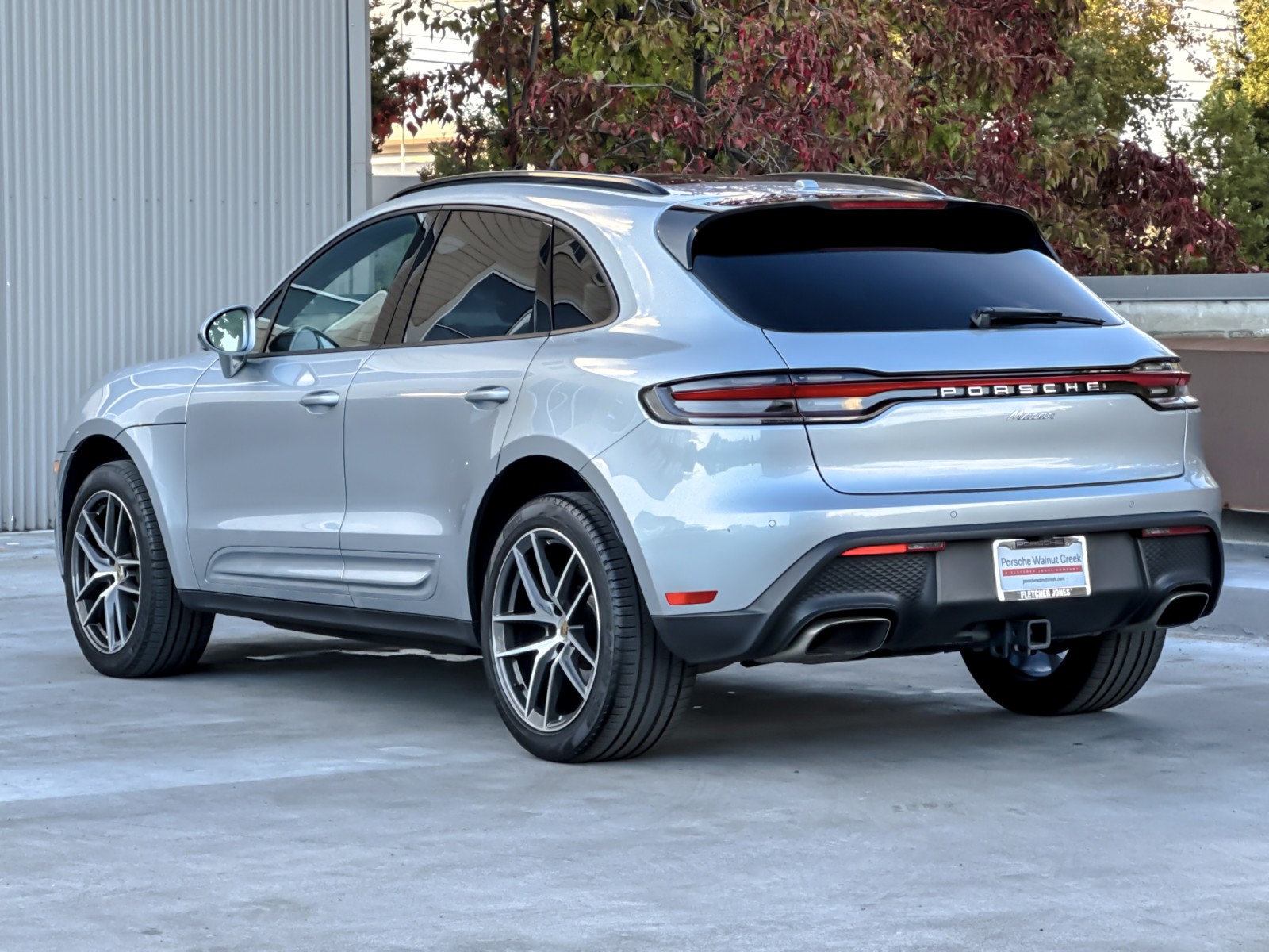 2024 Porsche Macan photo 4