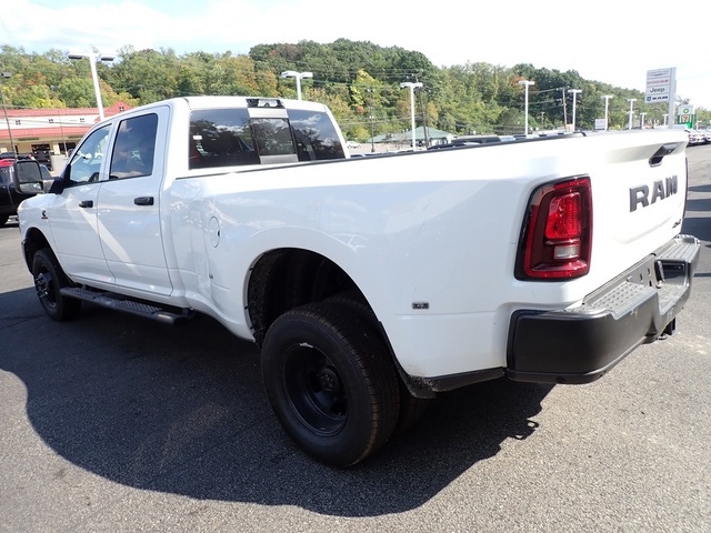 2026 Ram 3500 Tradesman photo 3