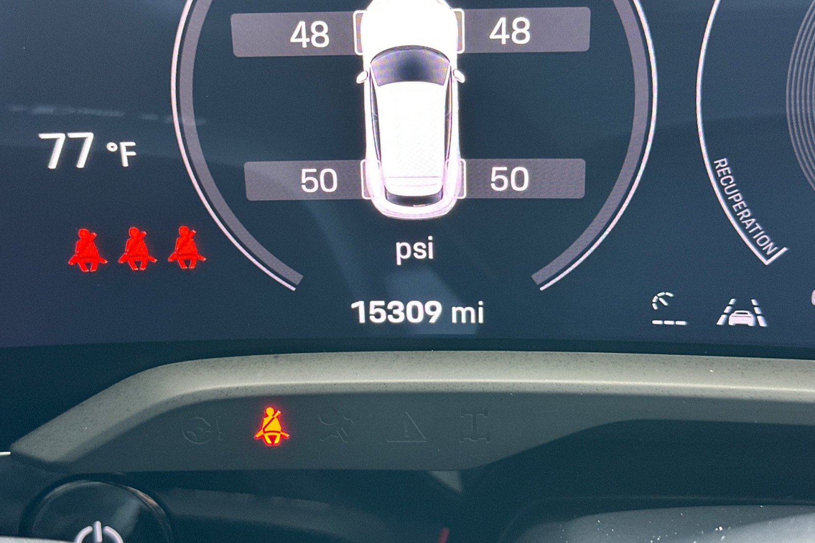 2024 Porsche Taycan GTS Sport Turismo photo 34