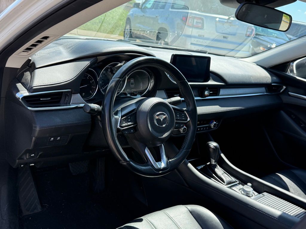 2021 Mazda Mazda6 Touring photo 3