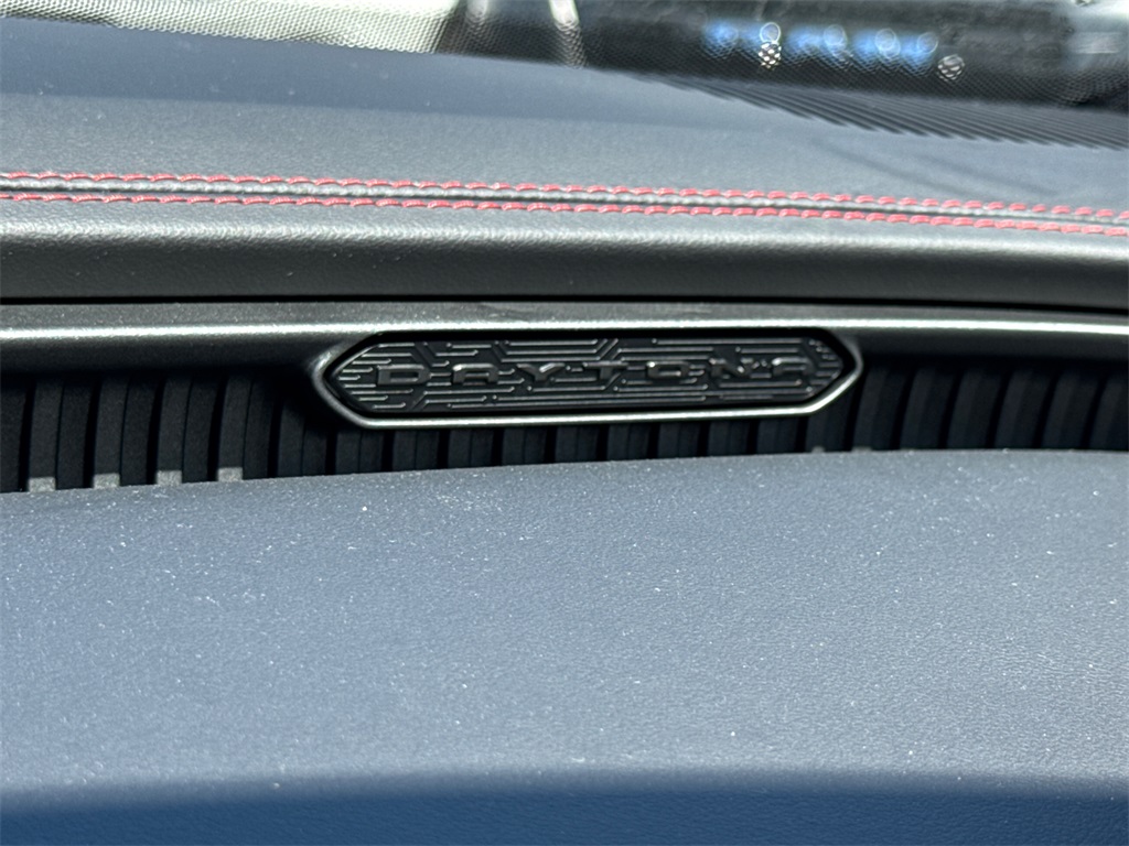 2025 Dodge Charger R/T photo 28