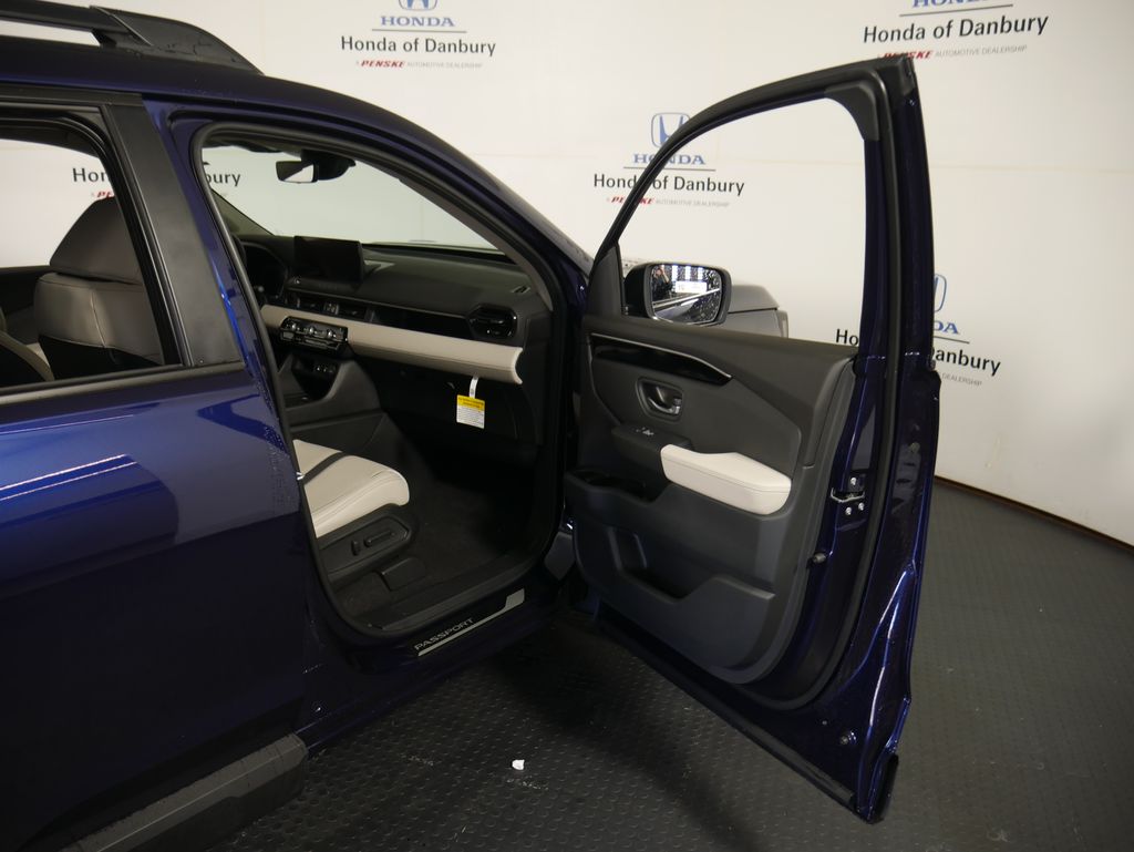 2026 Honda Passport photo 5