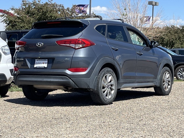 2017 Hyundai Tucson SE photo 3